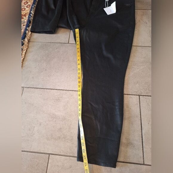 Good American Wax coated black straight leg jeans‎ high waisted size 24 - Picture 8 of 8